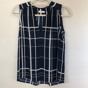 VINCE Silk sleeveless blouse